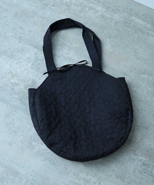 bulle de savon（ビュルデサボン）の「はなとまるキルティング まるbag