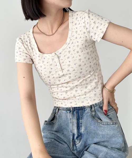 CLEA(クレア)の「フラワー柄アソートコンパクト半袖トップス(Tシャツ/カットソー・レディース・ホワイト系その他/アイボリー/ホワイト/ブルー・FREE)」の22枚目の写真