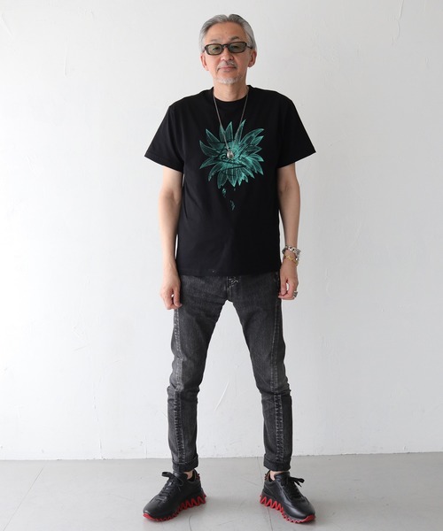 UNIT CHEST(ユニットチェスト)の「【UNIT CHEST】unique unisex T-shirt グランジFLOWER Tシャツ(Tシャツ/カットソー・メンズ・ホワイト/ブラック・S/L/M)」の6枚目の写真