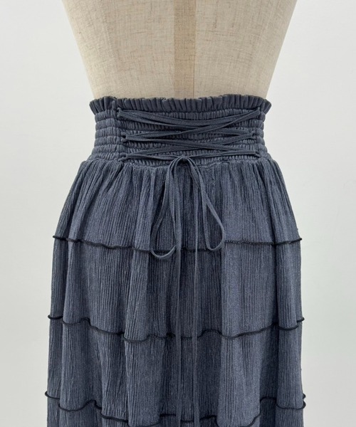 one after another NICE CLAUP（ワンアフターアナザーナイスクラップ）の「プリーツティアードスカート（スカート・レディース・アイボリー/サックスブルー/チャコールグレー・FREE）」の11枚目の写真