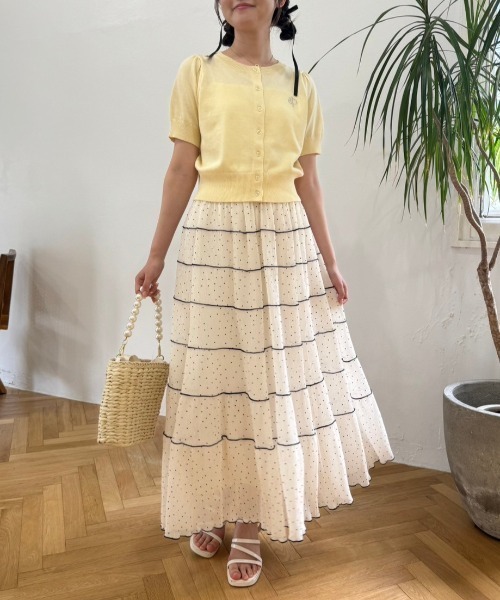 one after another NICE CLAUP（ワンアフターアナザーナイスクラップ）の「プリーツティアードスカート（スカート・レディース・アイボリー/サックスブルー/チャコールグレー・FREE）」の4枚目の写真