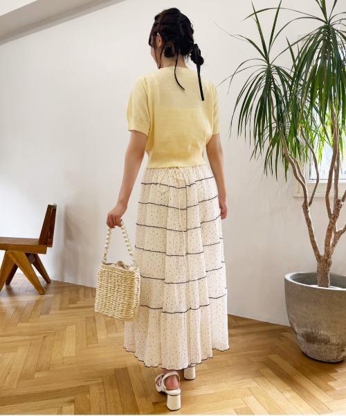 one after another NICE CLAUP（ワンアフターアナザーナイスクラップ）の「プリーツティアードスカート（スカート・レディース・アイボリー/サックスブルー/チャコールグレー・FREE）」の16枚目の写真