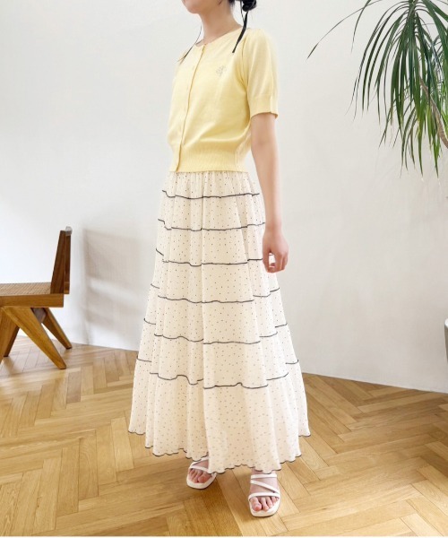 one after another NICE CLAUP（ワンアフターアナザーナイスクラップ）の「プリーツティアードスカート（スカート・レディース・アイボリー/サックスブルー/チャコールグレー・FREE）」の14枚目の写真