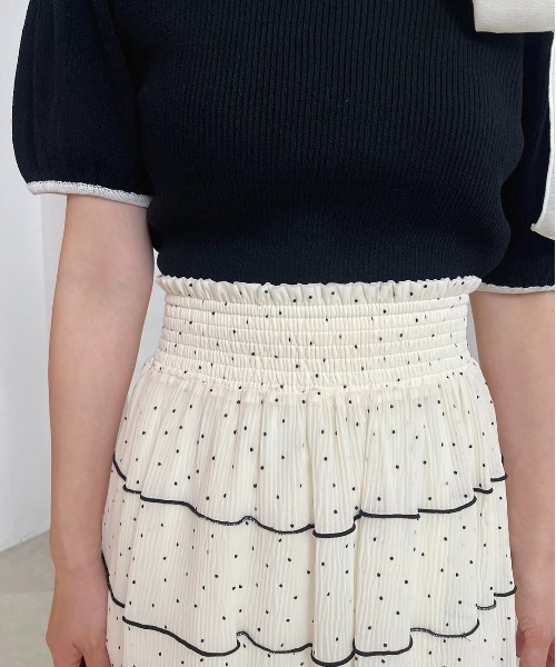 one after another NICE CLAUP（ワンアフターアナザーナイスクラップ）の「プリーツティアードスカート（スカート・レディース・アイボリー/サックスブルー/チャコールグレー・FREE）」の17枚目の写真