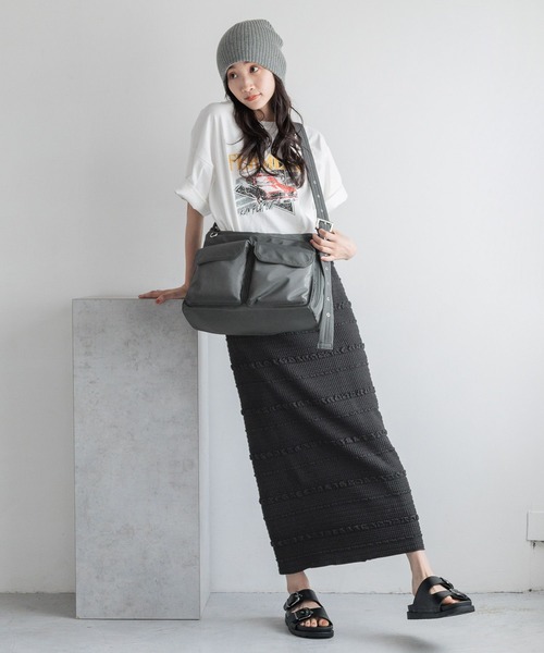 LOWRYS FARM（ローリーズファーム）の「リッタイポケツキショルダー　138000（ショルダーバッグ・レディース・アイボリー/ブラック/チャコールグレー/その他・FREE）」の10枚目の写真