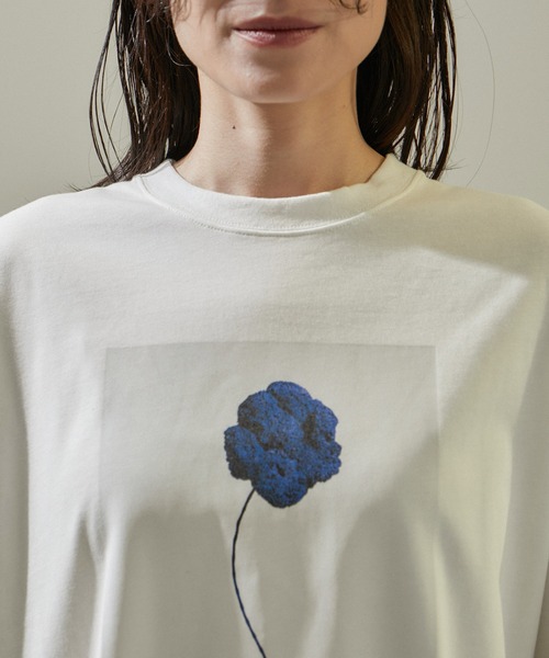 SALON adam et rope'（サロン アダム エ ロペ）の「【Yves Klein（イヴ・クライン）】ロングスリーブアートTシャツ（Tシャツ/カットソー・レディース・ホワイト/ホワイト系その他・FREE）」の7枚目の写真
