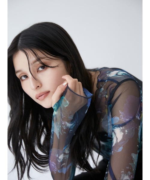 MURUA(ムルーア)の「ペイントチュールトップス【WEB限定】(Tシャツ/カットソー・レディース・ホワイト/ブラック/グレー/ブラウン・FREE)」の7枚目の写真