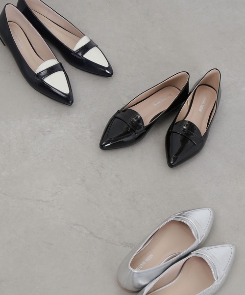 NATURAL BEAUTY BASIC（ナチュラルビューティーベーシック）の「◇ 【美人百花掲載】【Oggi掲載】ポインテッドローファーカッター（ローファー・レディース・シルバー/ブラック/ダークネイビー・LARGE/MEDIUM/SMALL）」の2枚目の写真