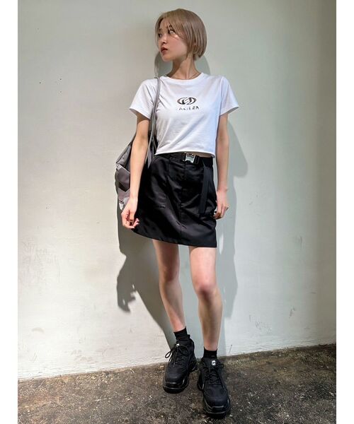 EMODA(エモダ)の「メタルロゴTシャツ(Tシャツ/カットソー・レディース・グレー/ホワイト/ブラック・FREE)」の12枚目の写真