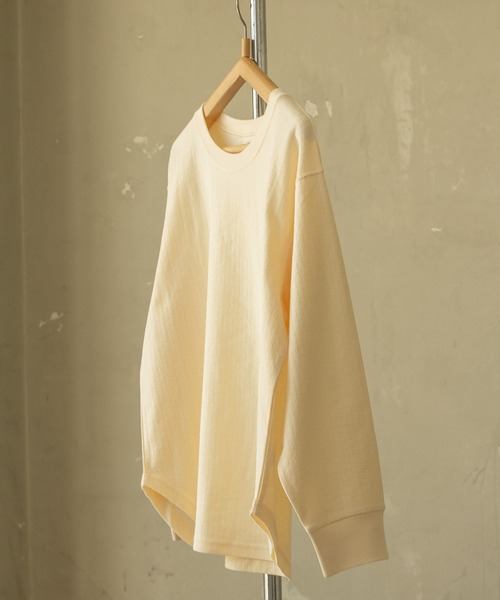 RNA-N(アールエヌエーエヌ)の「M2280 ジャガードインレイプルオーバー(Tシャツ/カットソー・レディース・ブラック/レッド/キナリ・MEDIUM)」の6枚目の写真