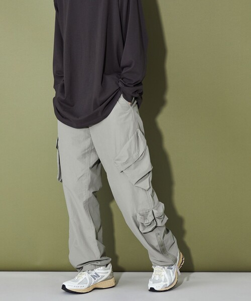 CITEN（シテン）の「＜CITEN＞マルチポケット フライトパンツ（カーゴパンツ・メンズ・グレー/ブラック・L/M）」の3枚目の写真