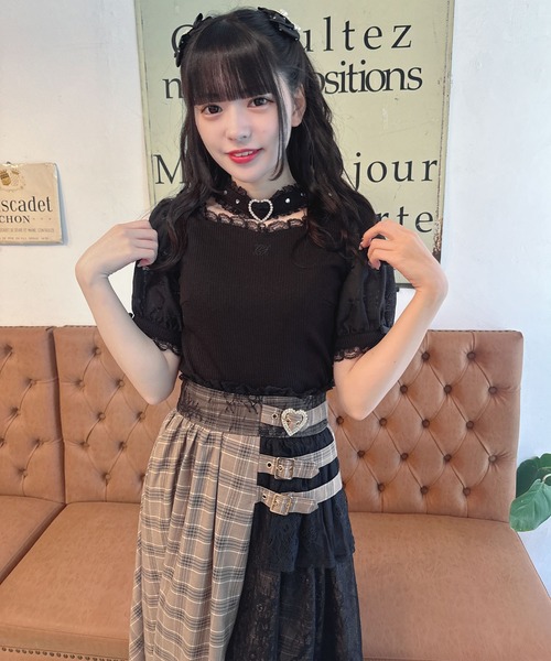 ROJITA(ロジータ)の「チョーカーデザインテレコトップス(Tシャツ/カットソー・レディース・ベージュ/ブラック/ホワイト・FREE)」の3枚目の写真