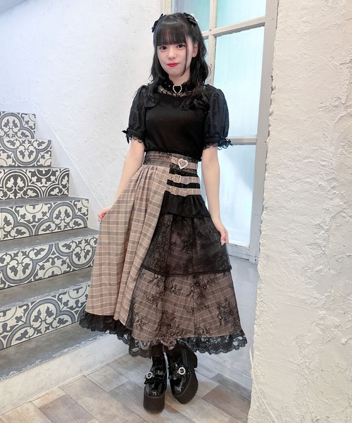 ROJITA(ロジータ)の「チョーカーデザインテレコトップス(Tシャツ/カットソー・レディース・ベージュ/ブラック/ホワイト・FREE)」の22枚目の写真