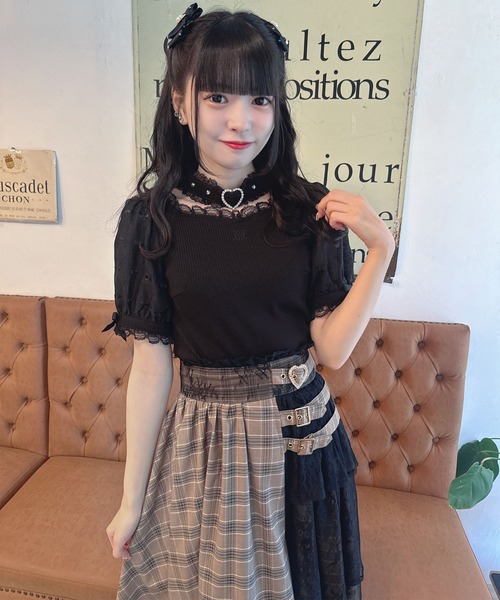 ROJITA(ロジータ)の「チョーカーデザインテレコトップス(Tシャツ/カットソー・レディース・ベージュ/ブラック/ホワイト・FREE)」の7枚目の写真