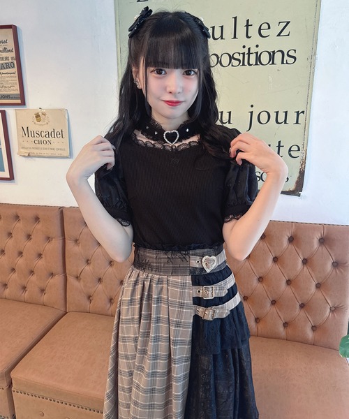 ROJITA(ロジータ)の「チョーカーデザインテレコトップス(Tシャツ/カットソー・レディース・ベージュ/ブラック/ホワイト・FREE)」の9枚目の写真