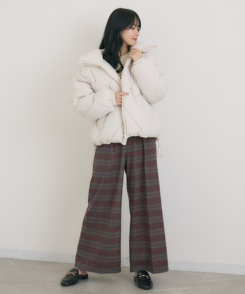 KATHARINE ROSS(キャサリンロス)の「【Pillini/ピリーニ】クロスパディングブルゾン(ダウンジャケット/コート・レディース・アイボリー/ブラック・MEDIUM)」の10枚目の写真