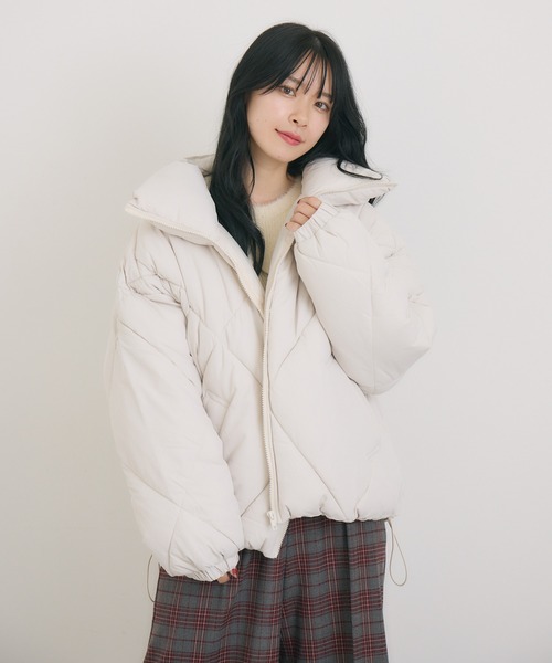 KATHARINE ROSS(キャサリンロス)の「【Pillini/ピリーニ】クロスパディングブルゾン(ダウンジャケット/コート・レディース・アイボリー/ブラック・MEDIUM)」の13枚目の写真