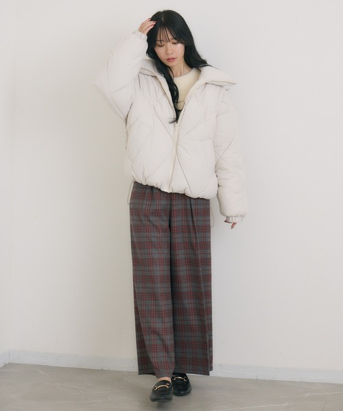 KATHARINE ROSS(キャサリンロス)の「【Pillini/ピリーニ】クロスパディングブルゾン(ダウンジャケット/コート・レディース・アイボリー/ブラック・MEDIUM)」の18枚目の写真