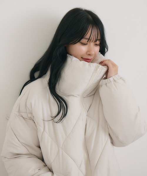 KATHARINE ROSS(キャサリンロス)の「【Pillini/ピリーニ】クロスパディングブルゾン(ダウンジャケット/コート・レディース・アイボリー/ブラック・MEDIUM)」の7枚目の写真