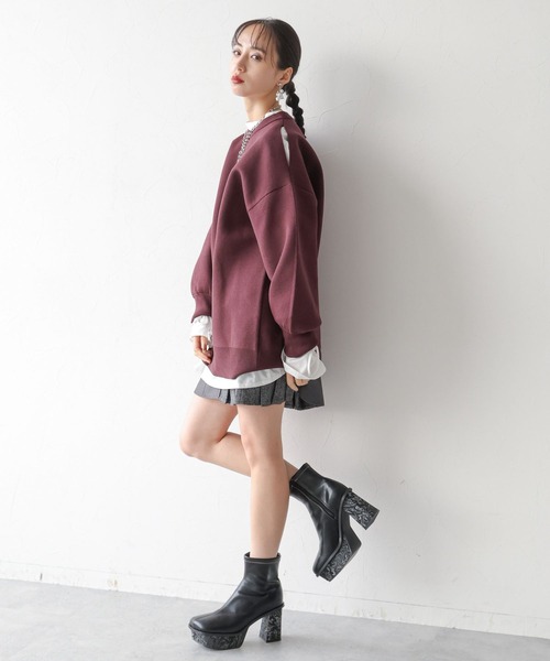 HARE（ハレ）の「リバーシブルスリットビッグニットプルオーバー(HARE)（ニット/セーター・レディース・ブラック/レッド・FREE）」の4枚目の写真