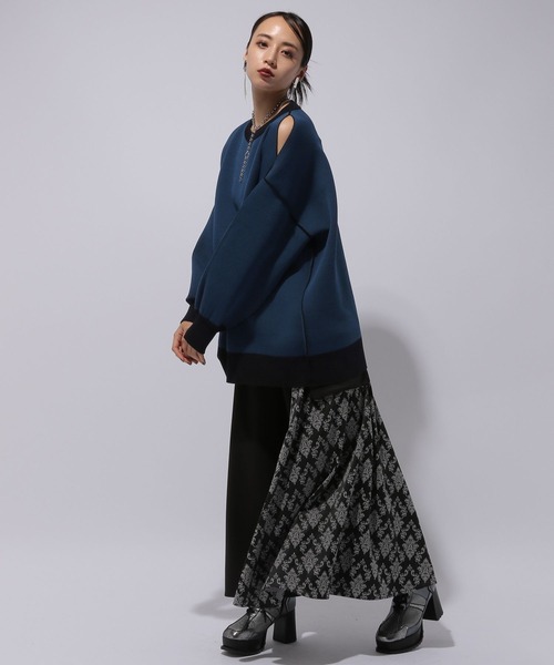 HARE（ハレ）の「リバーシブルスリットビッグニットプルオーバー(HARE)（ニット/セーター・レディース・ブラック/レッド・FREE）」の6枚目の写真