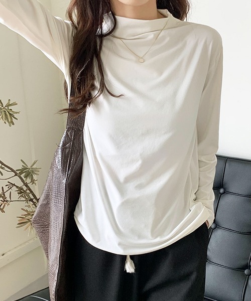 ad thie(アドティエ)の「ベーシック・カラー豊富 ハイネックトップス(Tシャツ/カットソー・レディース・チャコール/ブラック/ブルーグレー/ピンクベージュ/ホワイト/ピンク/ライトグリーン/キャメル・FREE)」の9枚目の写真