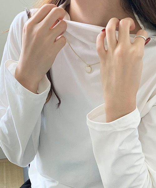 ad thie(アドティエ)の「ベーシック・カラー豊富 ハイネックトップス(Tシャツ/カットソー・レディース・チャコール/ブラック/ブルーグレー/ピンクベージュ/ホワイト/ピンク/ライトグリーン/キャメル・FREE)」の10枚目の写真
