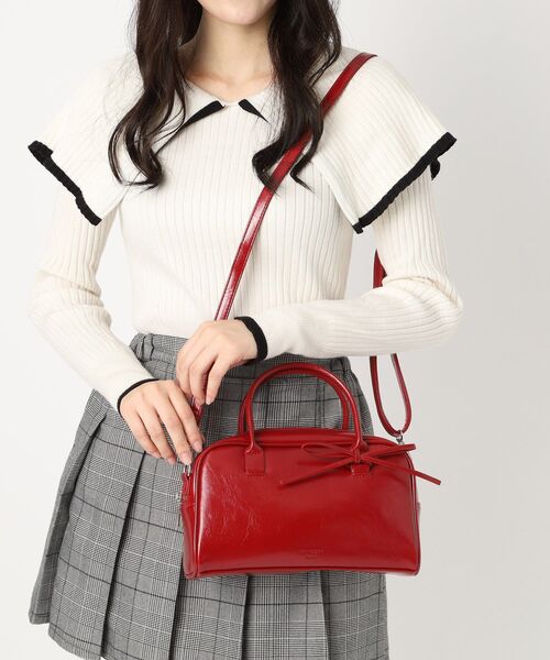 Ober Tashe（オーバータッシェ）の「2WAY リボン ボストンバッグ（ボストンバッグ・レディース・ブラック/その他1/レッド系1・FREE）」の4枚目の写真