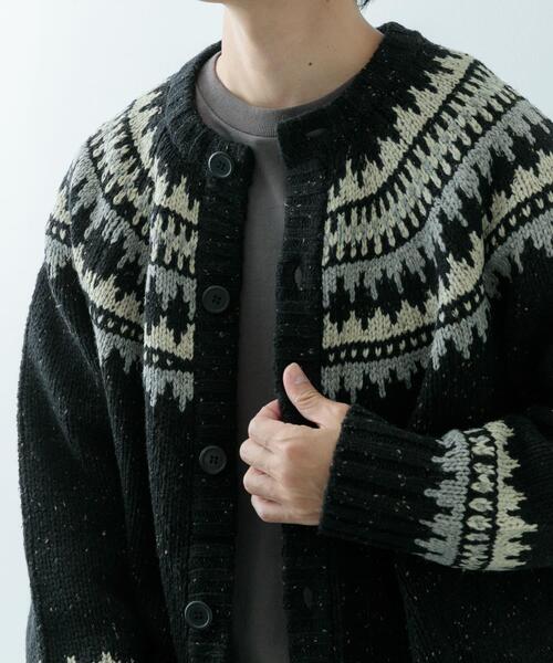 ITEMS URBANRESEARCH(アイテムズ アーバンリサーチ)の「マシンウォッシャブル求心柄ネップニットカーディガン(ニット/セーター・メンズ・アイボリー/ブラック・MEDIUM/LARGE)」の13枚目の写真