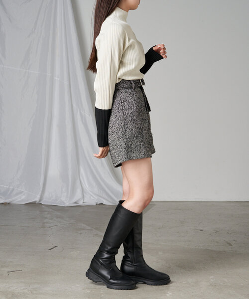 RAY CASSIN（レイカズン）の「ハイネック袖配色リブニット（ニット/セーター・レディース・グレー系その他2/オレンジ/ブラック/アイボリー・FREE）」の8枚目の写真