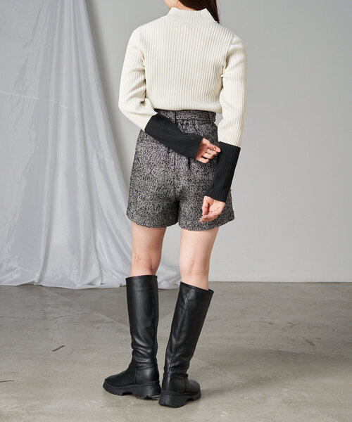 RAY CASSIN（レイカズン）の「ハイネック袖配色リブニット（ニット/セーター・レディース・グレー系その他2/オレンジ/ブラック/アイボリー・FREE）」の10枚目の写真