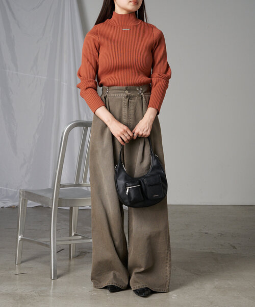 RAY CASSIN（レイカズン）の「ハイネック袖配色リブニット（ニット/セーター・レディース・グレー系その他2/オレンジ/ブラック/アイボリー・FREE）」の15枚目の写真