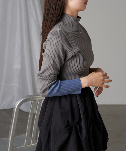 RAY CASSIN（レイカズン）の「ハイネック袖配色リブニット（ニット/セーター・レディース・グレー系その他2/オレンジ/ブラック/アイボリー・FREE）」の20枚目の写真