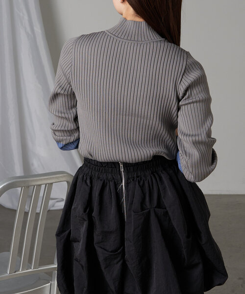 RAY CASSIN（レイカズン）の「ハイネック袖配色リブニット（ニット/セーター・レディース・グレー系その他2/オレンジ/ブラック/アイボリー・FREE）」の21枚目の写真