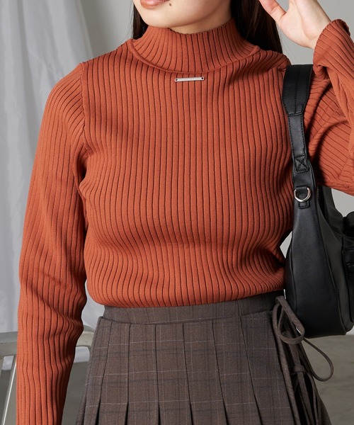 RAY CASSIN（レイカズン）の「ハイネック袖配色リブニット（ニット/セーター・レディース・グレー系その他2/オレンジ/ブラック/アイボリー・FREE）」の4枚目の写真