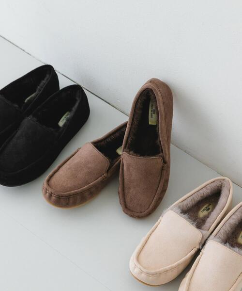 RODE SKO(ロデスコ)の「撥水フラッフィスリッポン(スリッポン・レディース・モカ/ブラック/オフホワイト・36/37/38)」の4枚目の写真