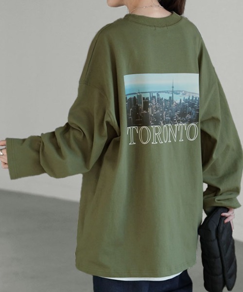 HUG.U(ハグユー)の「バックプリント 綿100%ロンT(Tシャツ/カットソー・レディース・ブラック/グレイッシュベージュ/カーキ/ライトグレー/ダークグレー・FREE)」の5枚目の写真