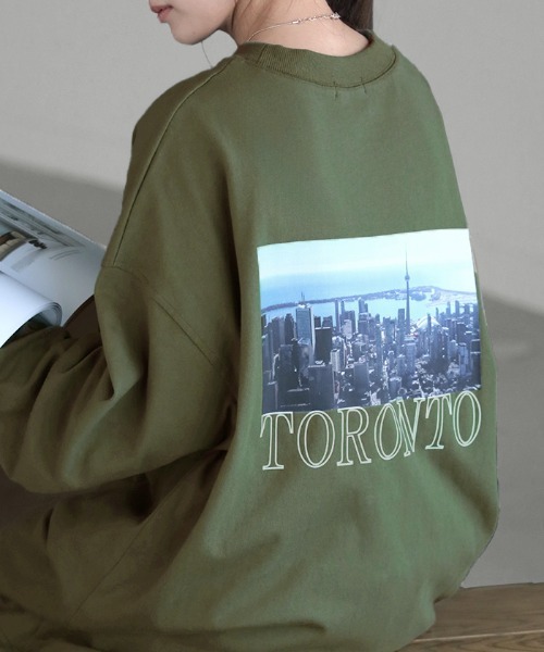 HUG.U(ハグユー)の「バックプリント 綿100%ロンT(Tシャツ/カットソー・レディース・ブラック/グレイッシュベージュ/カーキ/ライトグレー/ダークグレー・FREE)」の6枚目の写真