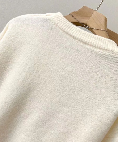 2ly2(トゥーリートゥー)の「クマ刺繍ラウンドネックソフトもちもちセーター(ニット/セーター・レディース・ピンク/ブラウン/ネイビー/ホワイト/パープル/ブラック・FREE)」の19枚目の写真