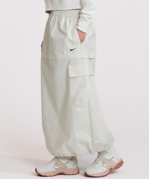 NIKE（ナイキ）の「ナイキ スポーツウェア エッセンシャル ウィメンズ ミッドライズ ウーブン カーゴ ミディ スカート / Nike Sportswear Essential Women's Mid-Rise Woven Cargo Midi Skirt FV7504-104 Light Orewood Brown（スカート・レディース・ブラウン系その他・S/M/L/XL/XS）」の11枚目の写真