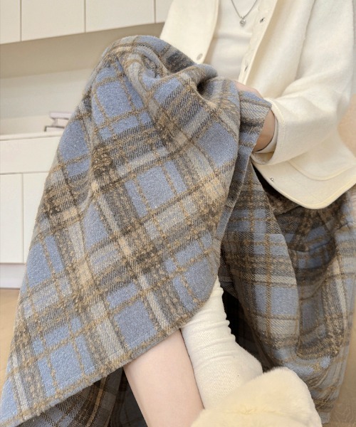 WEGO(ウィゴー)の「WEGO/チェック3段ティアードスカート(スカート・レディース・ブルー/ブラウン/レッド/ブラック・MEDIUM/SMALL)」の8枚目の写真