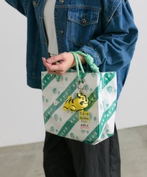 ear PAPILLONNER（イアパピヨネ）の「虎屋ういろ×earコラボペーパートートバッグ（トートバッグ）」
