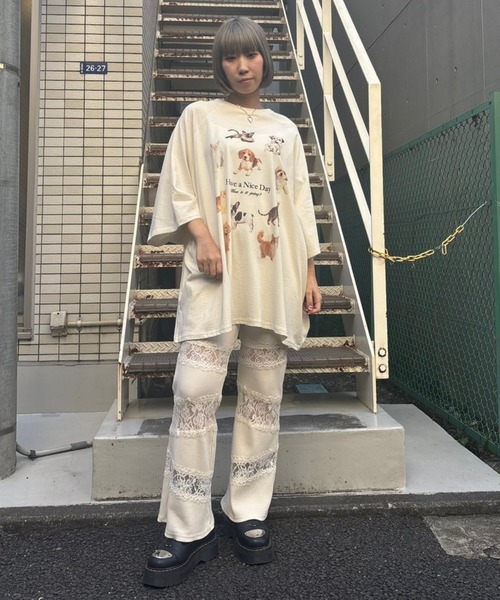 Candy Stripper（キャンディストリッパー）の「LACY PATCH WORK FLARE パンツ（その他パンツ・レディース・アイボリー/ライトブルー/ブラック・FREE）」の5枚目の写真