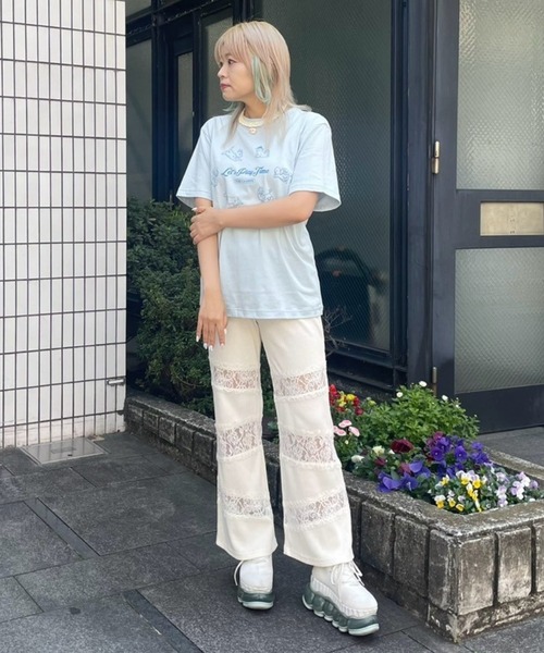 Candy Stripper（キャンディストリッパー）の「LACY PATCH WORK FLARE パンツ（その他パンツ・レディース・アイボリー/ライトブルー/ブラック・FREE）」の17枚目の写真