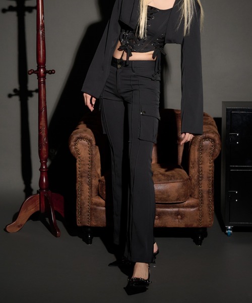 LunaVie(ルナヴィ)の「flare cargo slacks / フレアカーゴスラックス【SETUP対応】(スラックス・レディース・Black・FREE)」の6枚目の写真