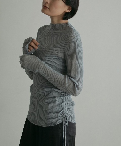 anuke（アンヌーク）の「Fringe Knit Bustier（ニット/セーター