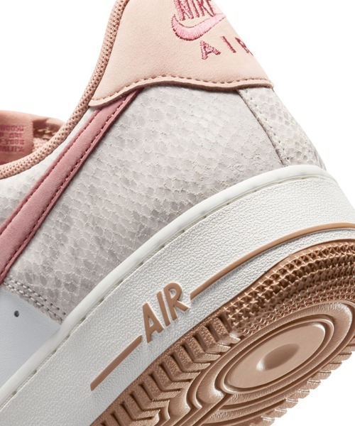 セール】AIR FORCE 1 '07 LV8 HF2898-100（スニーカー）｜NIKE