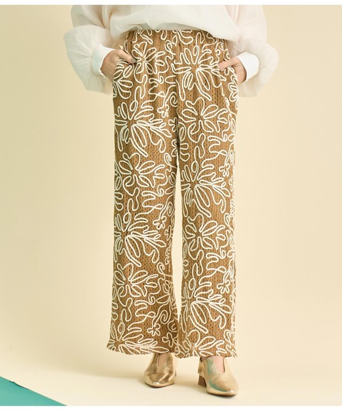 Settimissimo（セッティミッシモ）の「フラワーコード刺繍 ワイド ロング パンツ（その他パンツ・レディース・アイボリー/ブラウン・FREE）」の13枚目の写真