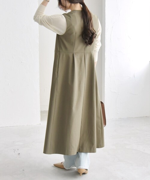 quaranciel(カランシエル)の「quaranciel: Vカラー ロング ジレ ワンピース(ワンピース・レディース・ネイビー/カーキ・ONE SIZE)」の7枚目の写真