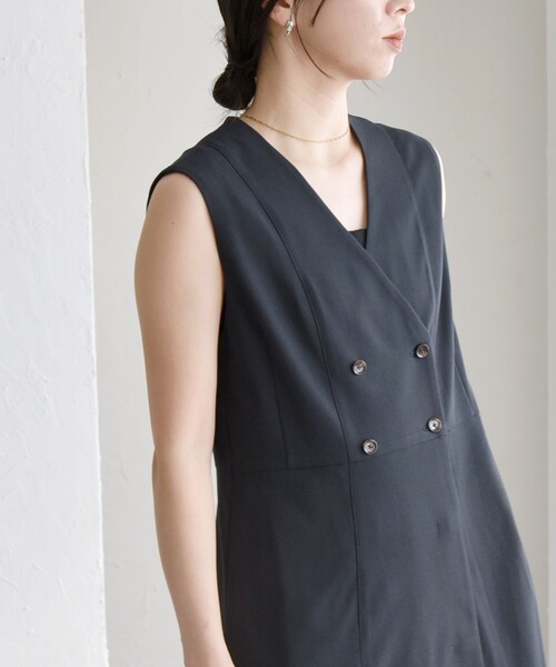 quaranciel(カランシエル)の「quaranciel: Vカラー ロング ジレ ワンピース(ワンピース・レディース・ネイビー/カーキ・ONE SIZE)」の14枚目の写真